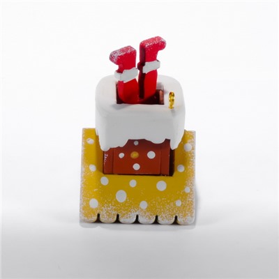 Елочная игрушка - Домик с ногами Санта Клауса 290-3