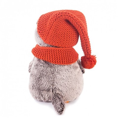 Мягкая игрушка "Басик в вязаной шапке и шарфе" (22 см)
