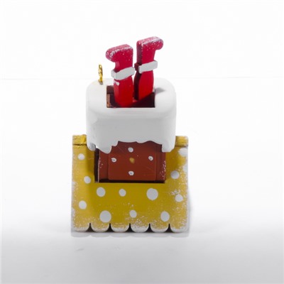 Елочная игрушка - Домик с ногами Санта Клауса 290-3