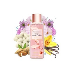 Спрей парфюмированный для тела Victoria's Secret Velvet Petals La Creme 250 ml