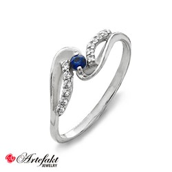 Серебряное кольцо с синим фианитом 216