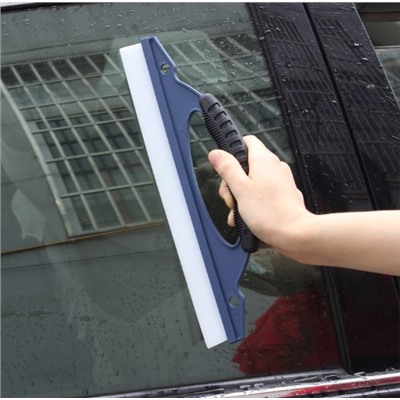 Автомобильный скребок для чистки стекол 10512