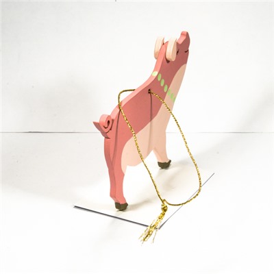 Символ 2019 года - Свинка с бусами 3015