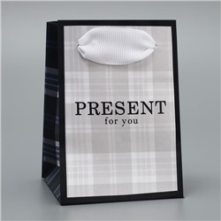 Пакет ламинированный «Подарок», 7 × 10 × 7 см