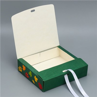 Складная коробка подарочная «Любимому учителю», 16.5 × 12.5 × 5 см