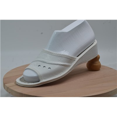031-40  Обувь домашняя  (цвет белый) (Тапочки кожаные) размер 40