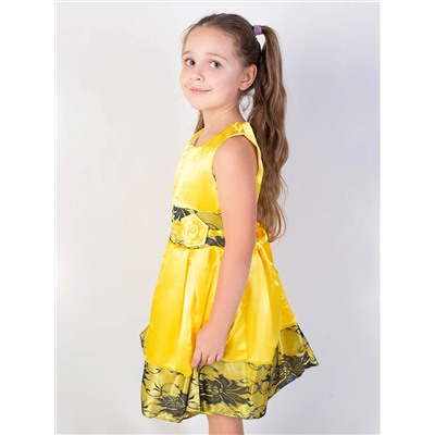 Нарядное жёлтое платье с гипюром 8332-ДН19