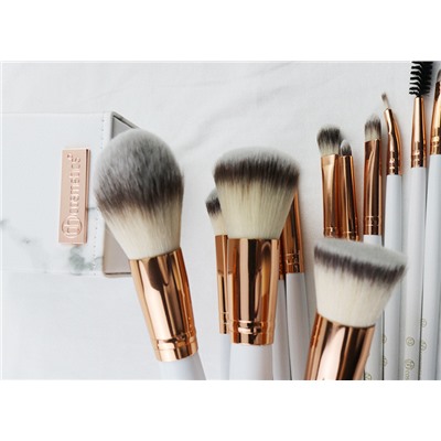 Набор кистей BH Cosmetics BH Signature Rose Gold Brush Set 13 шт