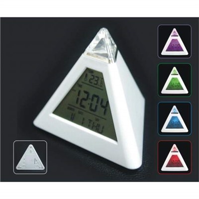 Часы-будильник Светящаяся Пирамида с термометром, календарем оптом
