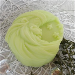 Месяц - Дед Мороз светло-зеленый - домашнее подарочное мыло арт.Milotto001588