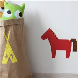 Декоративная наклейка Red Horse