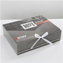 Коробка складная подарочная «№1», 31 × 24.5 × 8 см