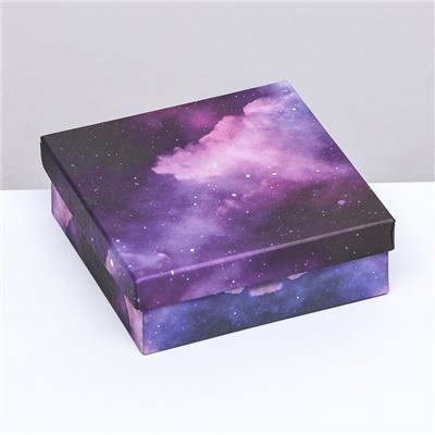Подарочная коробка квадратная "Космос",13,5 х 13,5 х 5 см