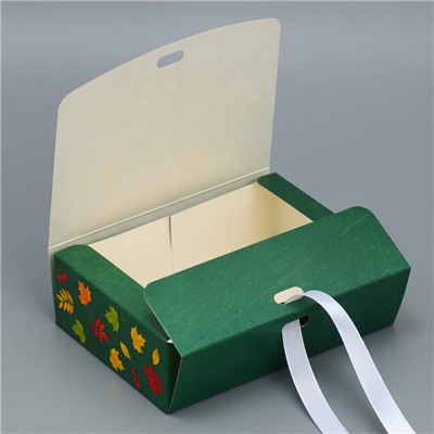 Коробка подарочная «Лучшему учителю», 20 х 18 х 5 см
