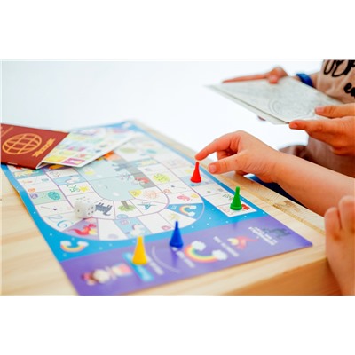 Набор с играми и развлечениями «Путешествие в Волшебную страну»