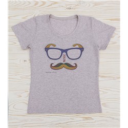 FU30BG-M0007  Женская футболка бежевый меланж с принтом Усы,очки,хипстеры
